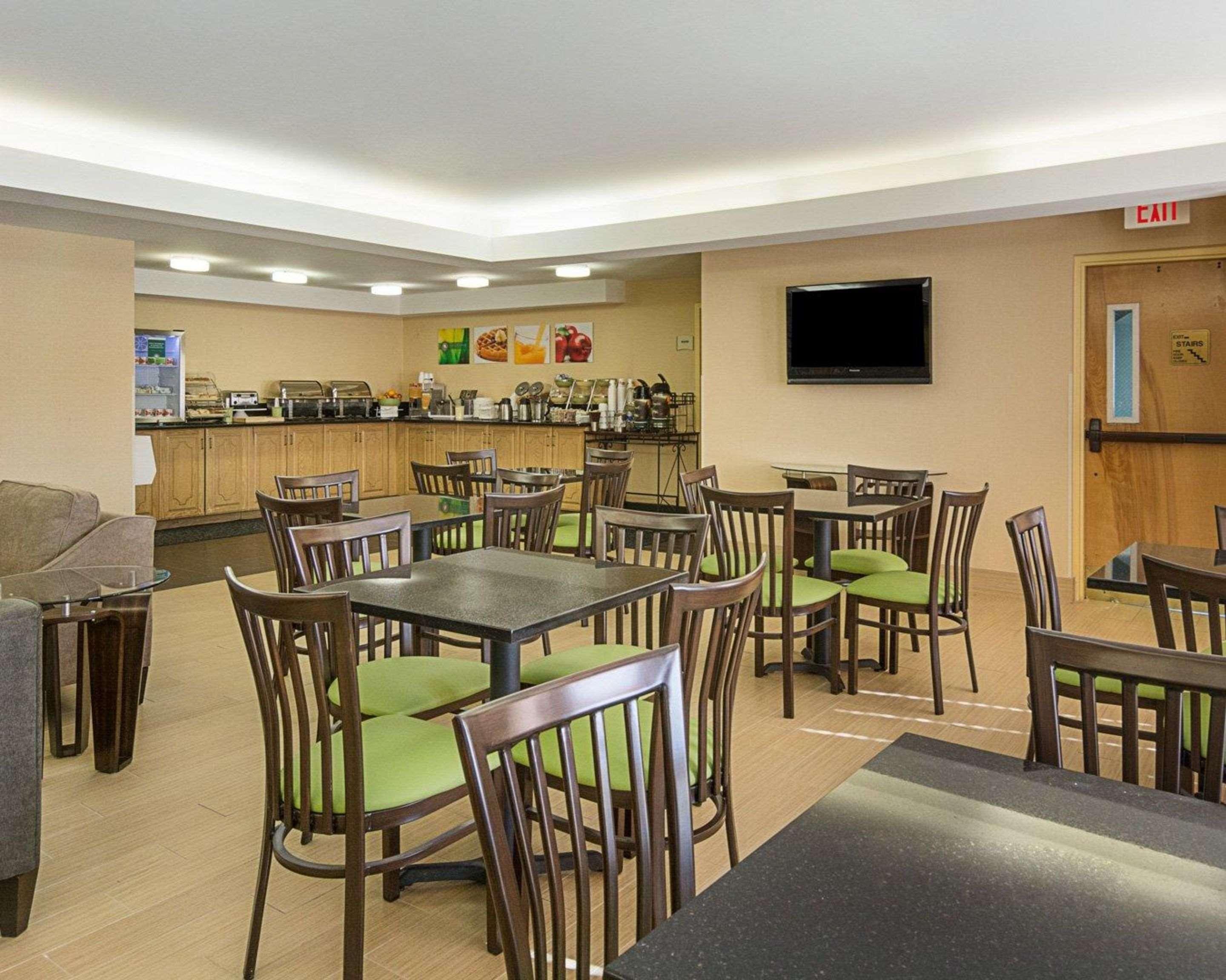 Quality Inn Richmond Airport Sandston Dış mekan fotoğraf