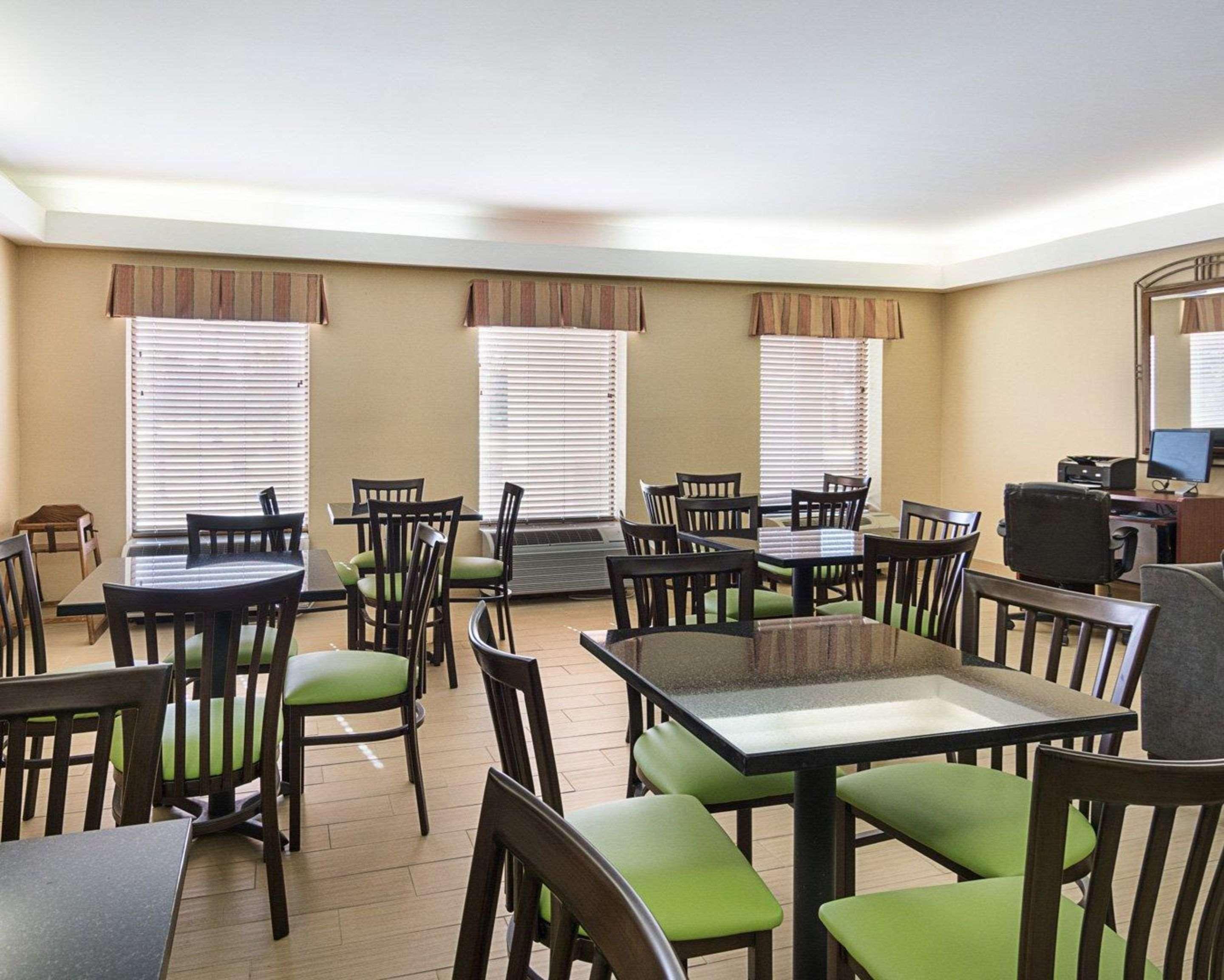 Quality Inn Richmond Airport Sandston Dış mekan fotoğraf