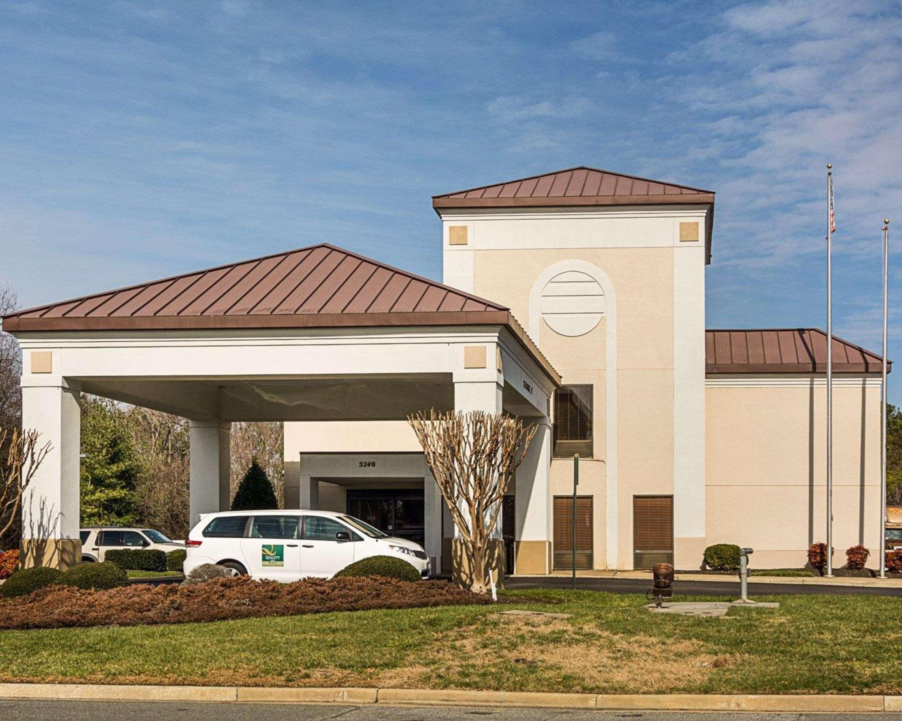 Quality Inn Richmond Airport Sandston Dış mekan fotoğraf