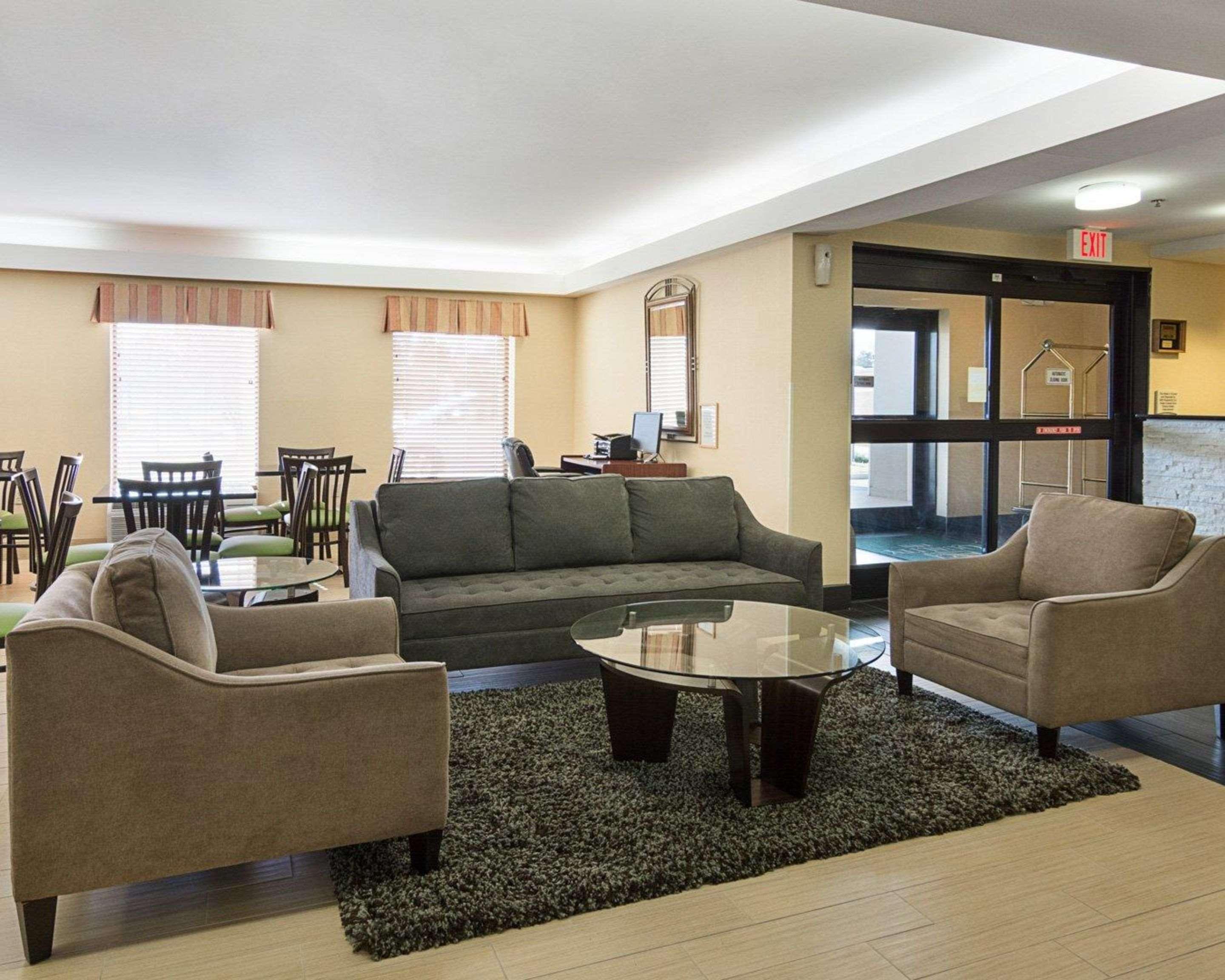 Quality Inn Richmond Airport Sandston Dış mekan fotoğraf