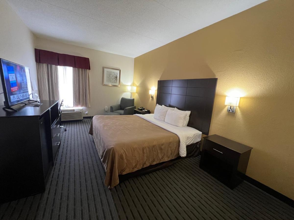 Quality Inn Richmond Airport Sandston Dış mekan fotoğraf